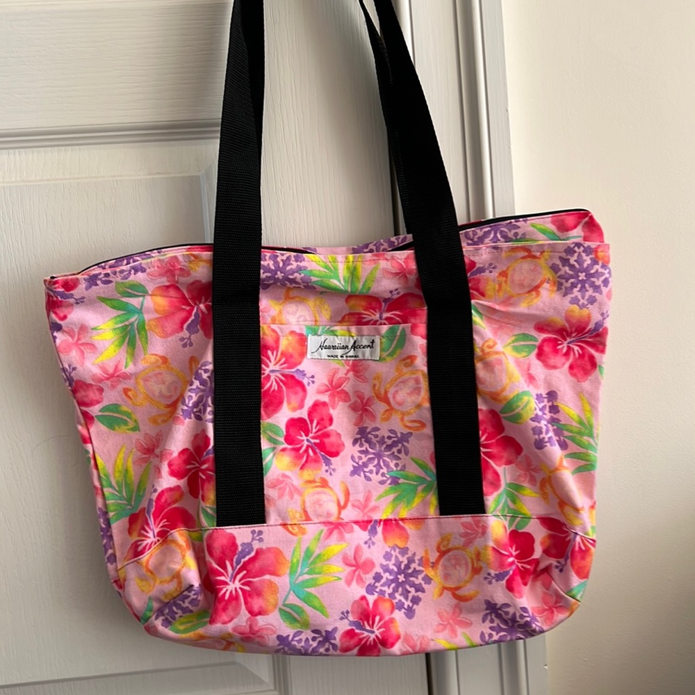 Medium Hawaiian Print zippered Tote Bag